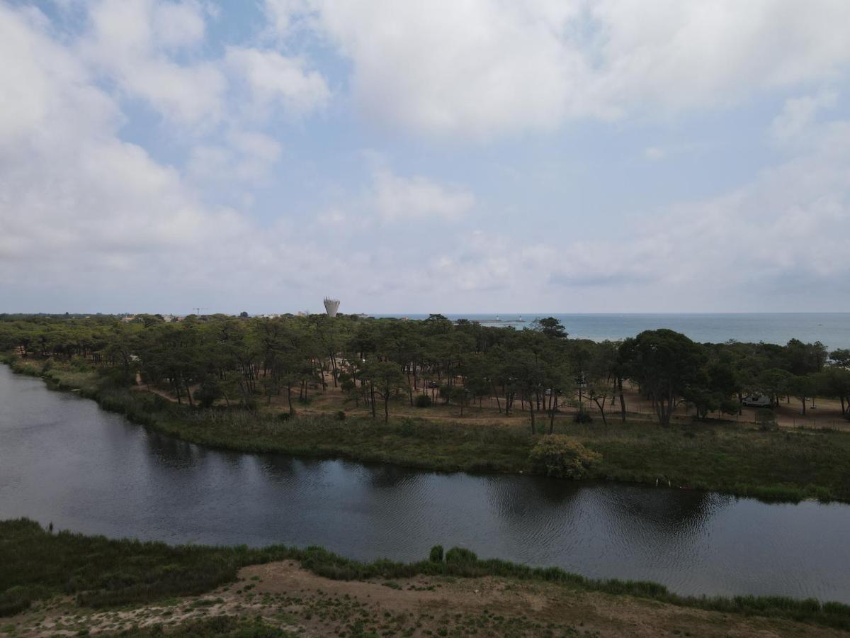 Camping La Tamarissiere 아그 외부 사진